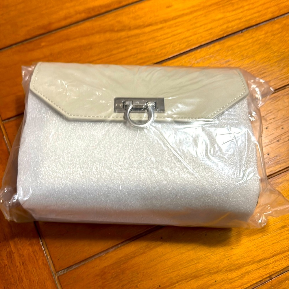 Save The Girls RFID touch screen purse in light beige